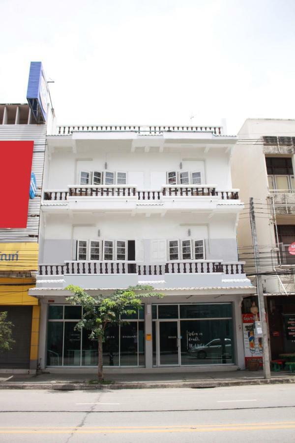 Sook Hostel (Adults Only) Chiang Mai Eksteriør billede